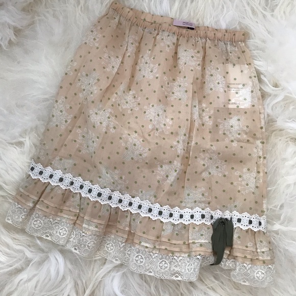 RED Valentino Dresses & Skirts - Red Valentino knee-length polka dot skirt